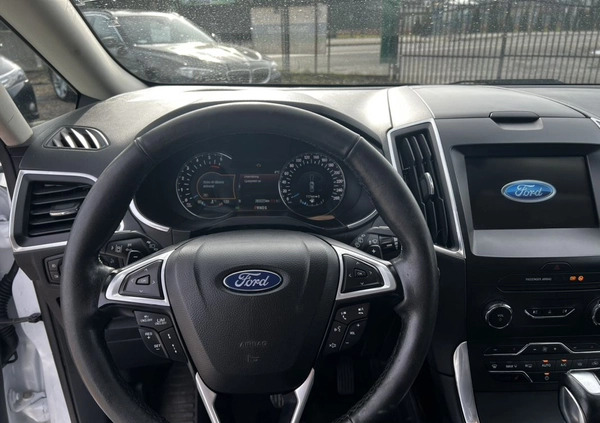 Ford S-Max cena 56580 przebieg: 280000, rok produkcji 2017 z Lędziny małe 466